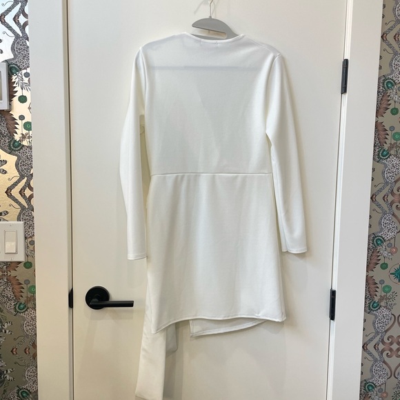 White wrap dress - Picture 3 of 3